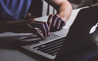 普通人怎么投资黄金外汇？它为啥能对冲通胀、守护财富？